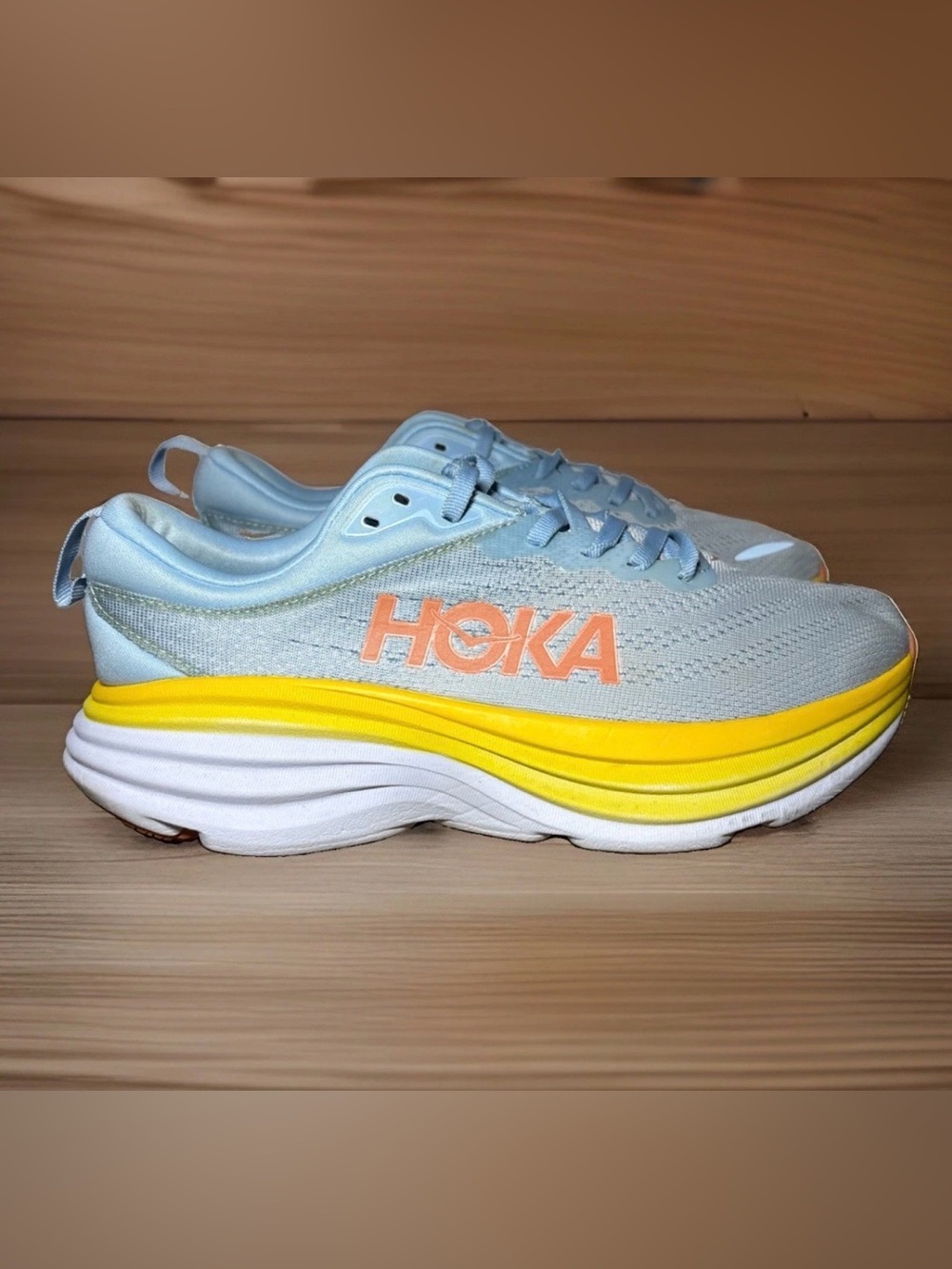 Hoka One One Bondi 8 Running Shoes  • Women’s 8.5B Sky Blue Summer Song Yellow